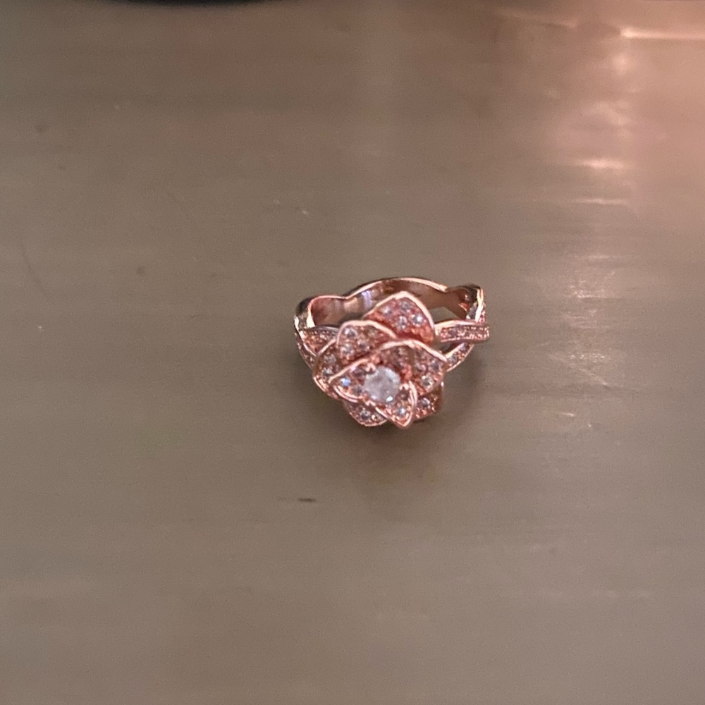 Floral Diamond Ring